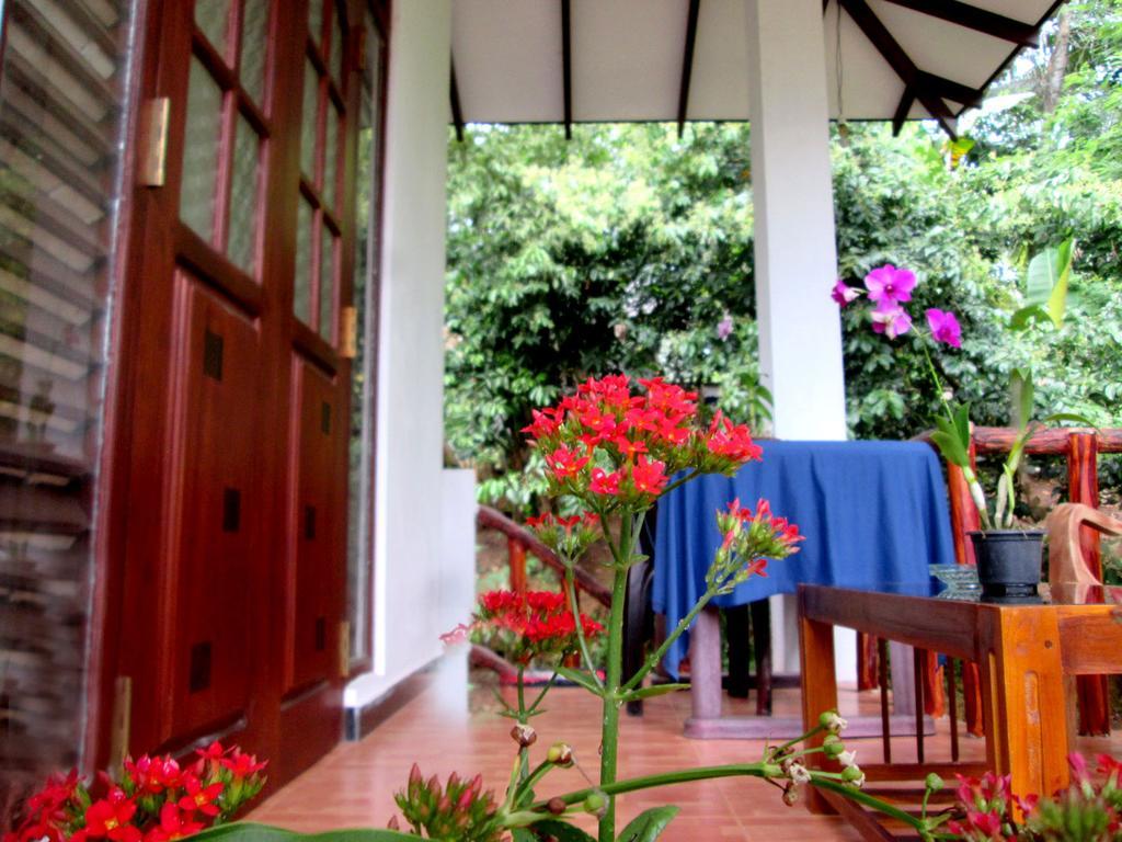 Ranga Villa Хіккадува Екстер'єр фото
